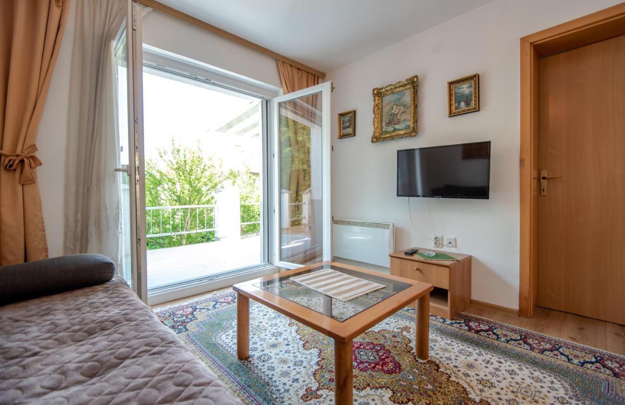 Apartman Mira Сараево Экстерьер фото