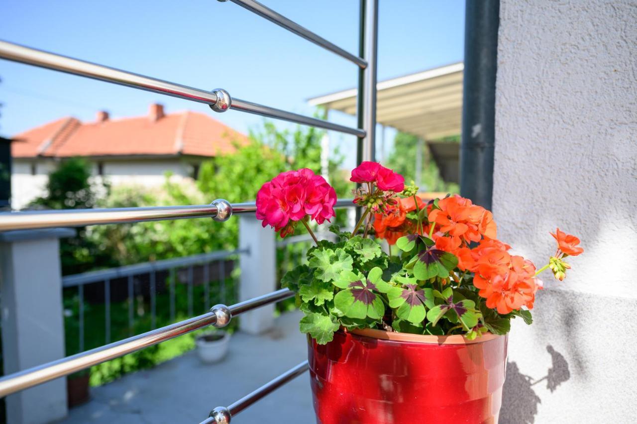 Apartman Mira Сараево Экстерьер фото