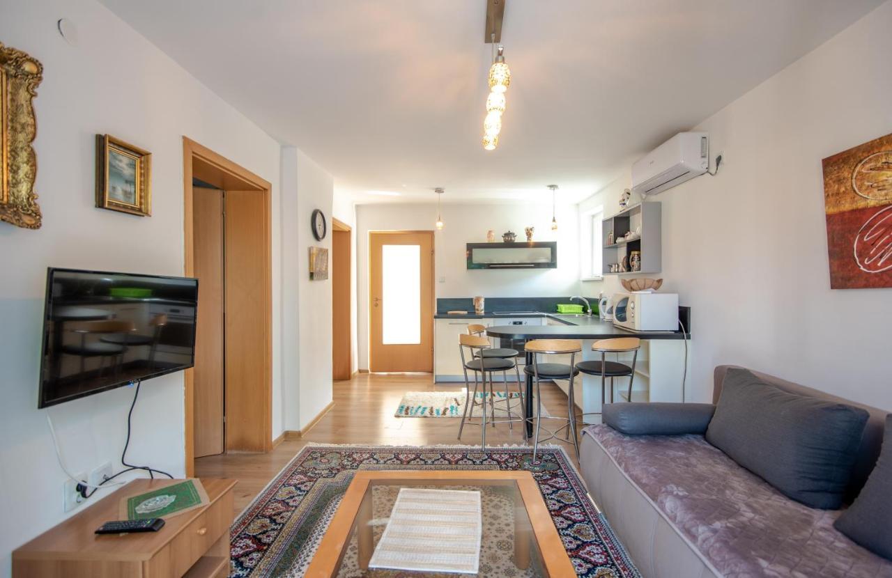 Apartman Mira Сараево Экстерьер фото